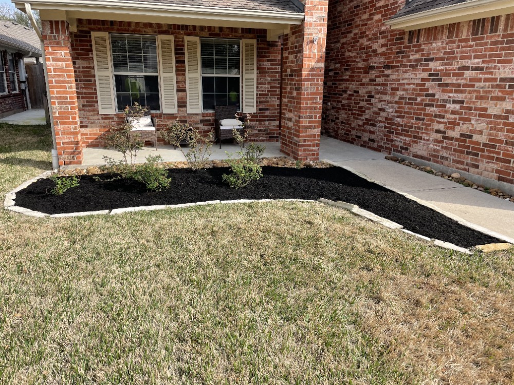 Professional landscaping services in Kingwood Area, Atascocita, Humble, and surrounding areas
