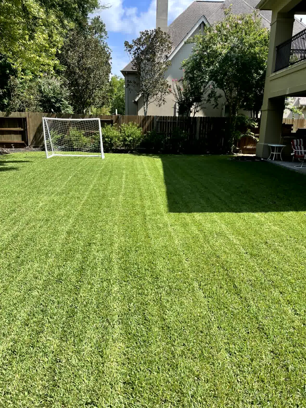 Texas lawn mowing company for properties in Kingwood Area, Atascocita, and Humble