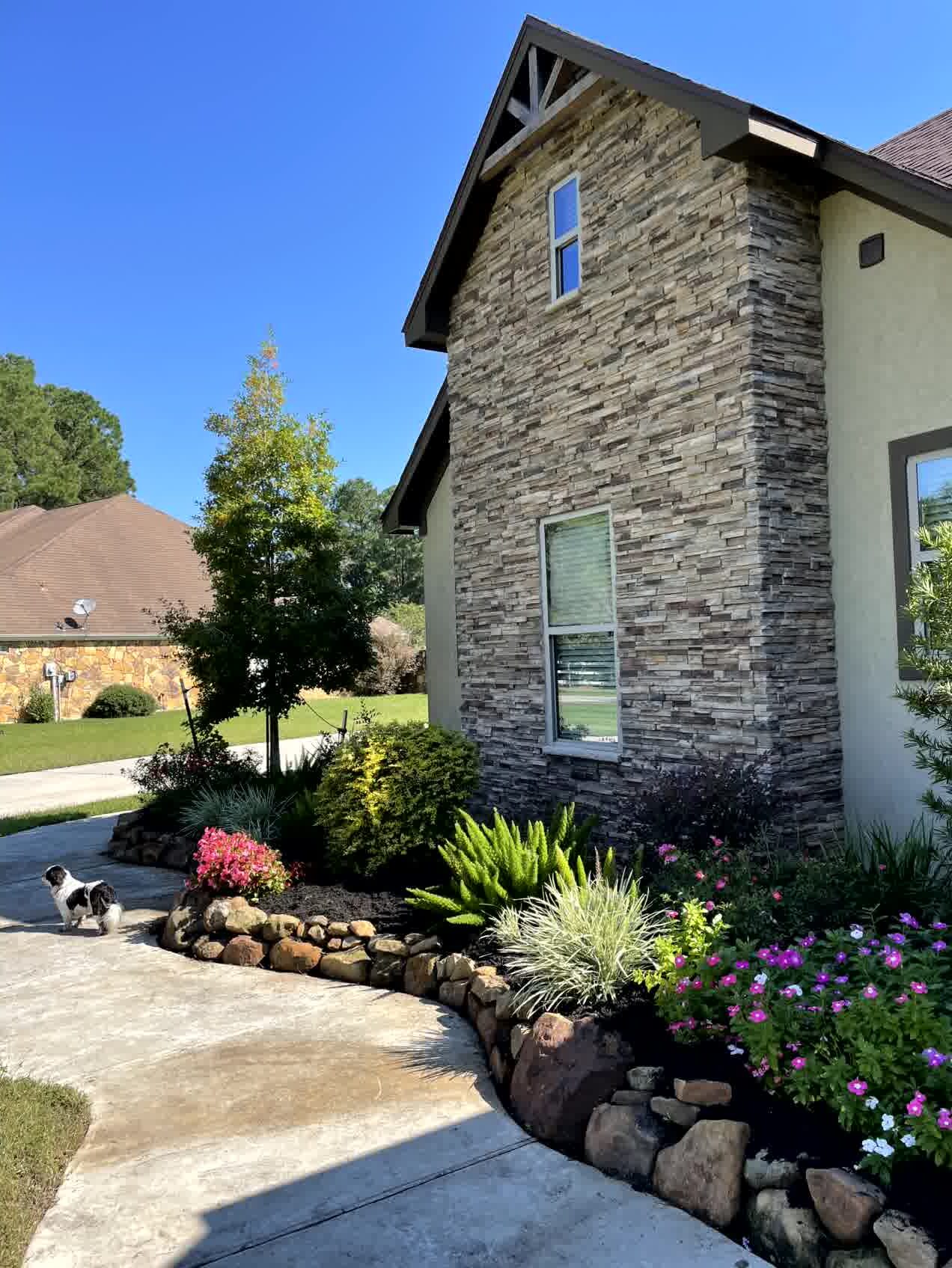 Spring, TX landscaping, mulch, and fencing